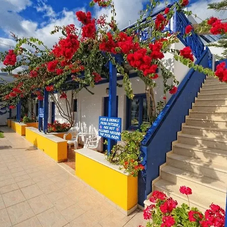 מלון דירות Aegean Sky Hotel-suites