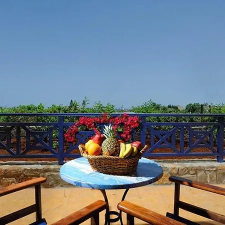 מלון דירות Aegean Sky Hotel-suites
